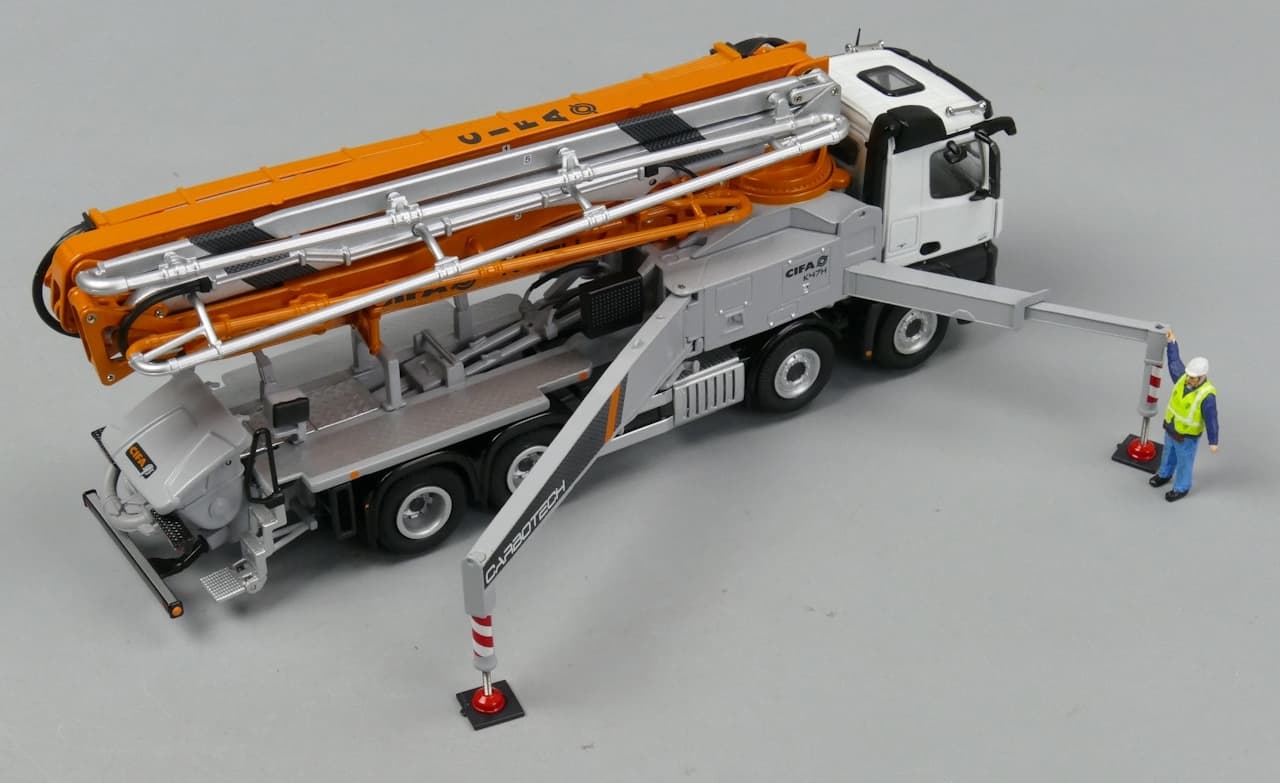 CIFA K45H XRZ Carbotech Series truck-mounted concrete pump — Каталог К.В.Х.