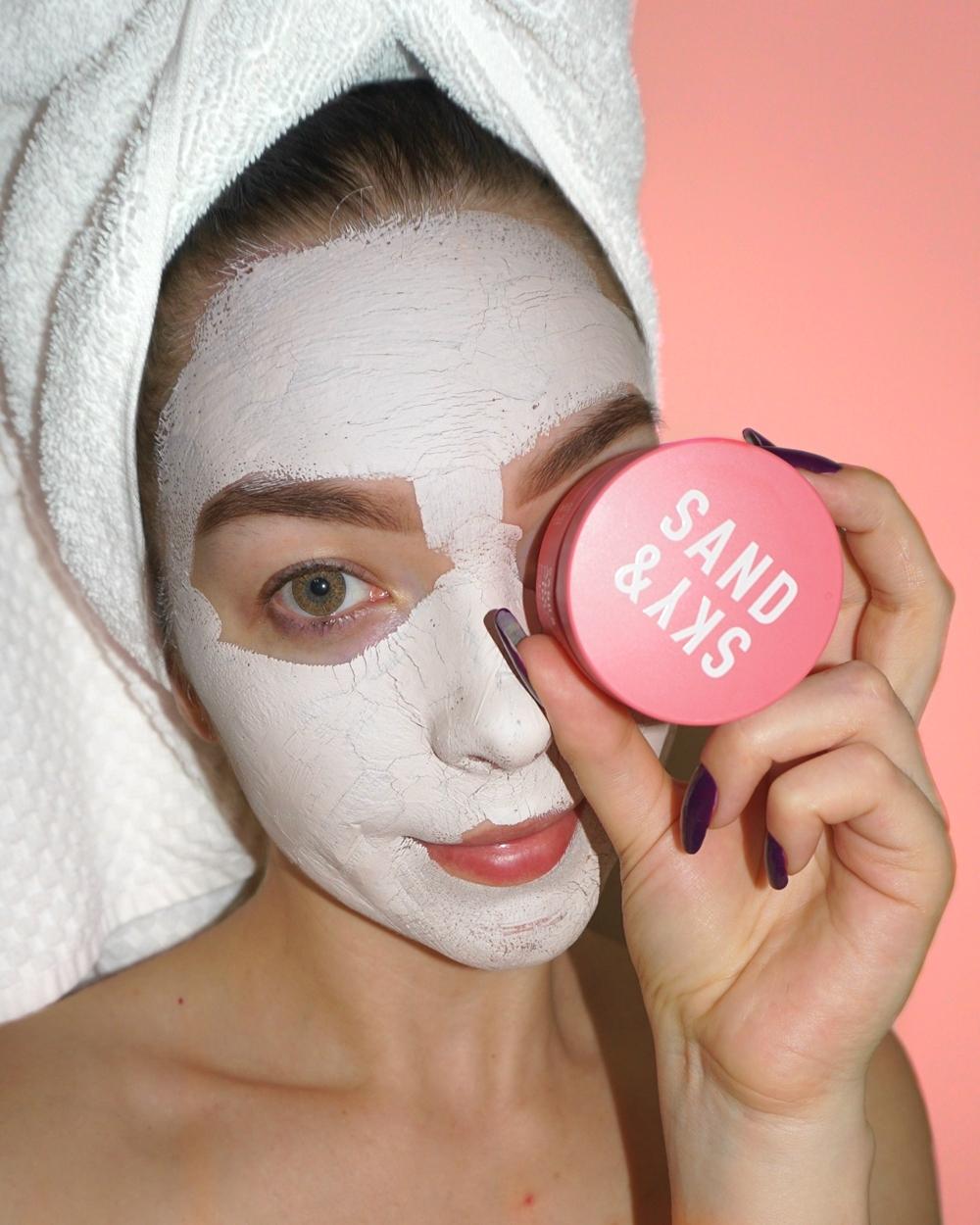 SAND & SKY | Australian Pink Clay Porefining Face Mask