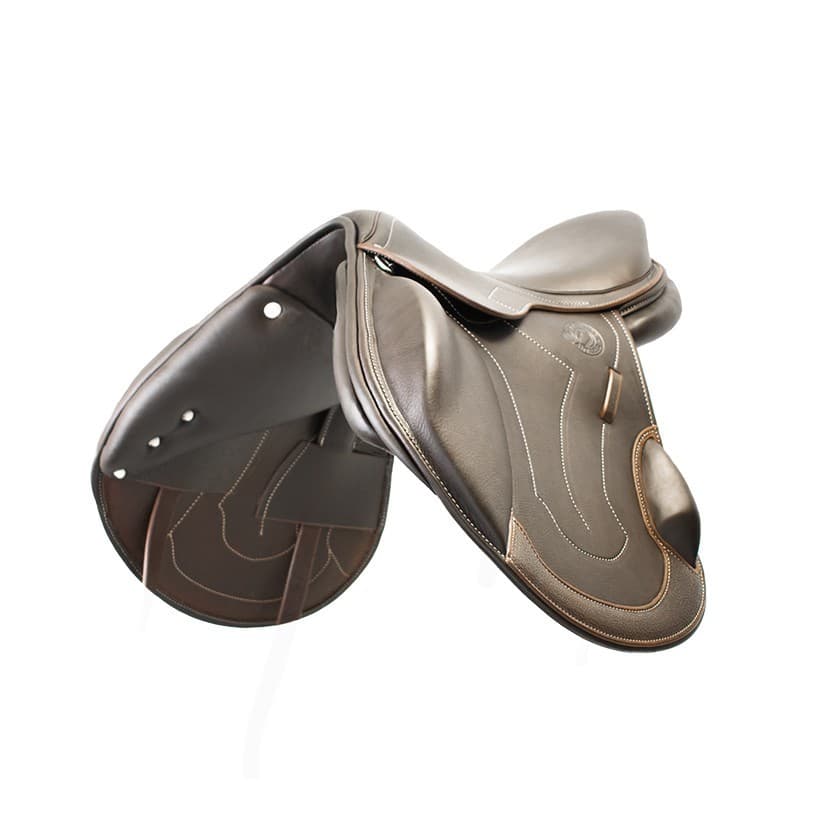 Signature monoflap jumping horse saddle | Antarès Sellier