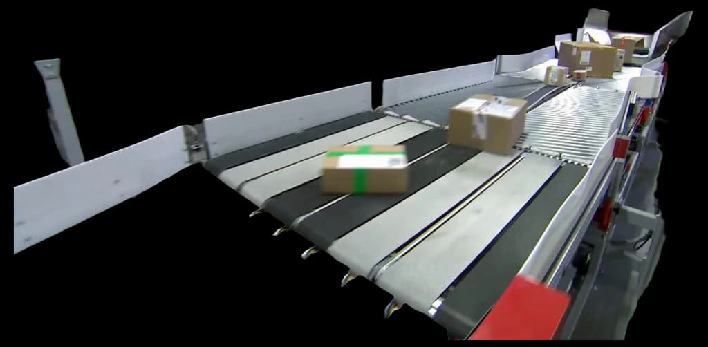 BG Cross-Belt Sorter for Logistics | Beumer Group