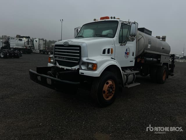 2008 Etnyre Centh 2000 gal on 2008 Sterling 4x2 Asphalt Distributor ...