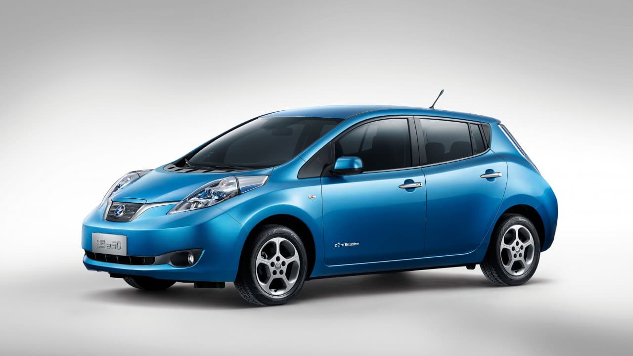 🔥 Free Download Wallpaper Nissan Leaf Electric Cars City by ...