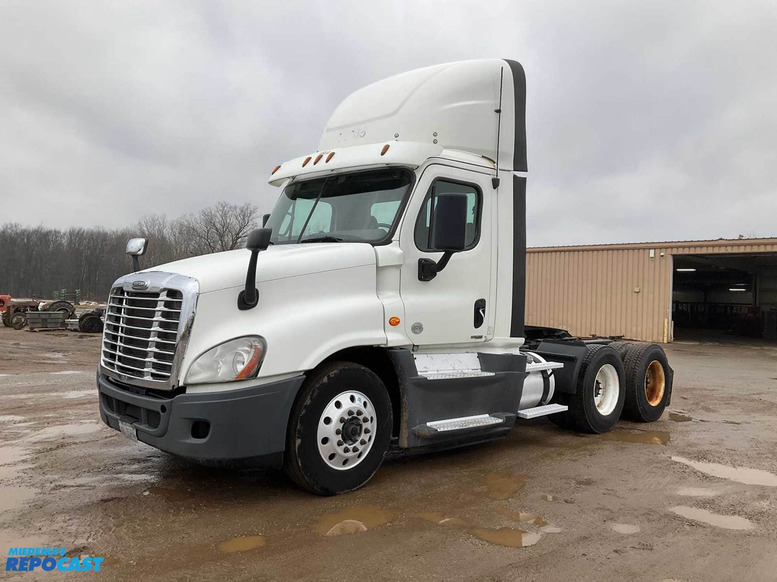 2016 Freightliner Cascadia Day Cab Truck For Sale | Wayland, MI | 2 ...