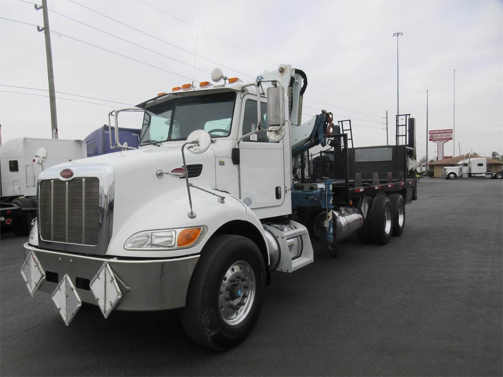 2013 Peterbilt 348 Tandem Axle Hooklift Truck - Paccar, 330HP, 6 Speed ...