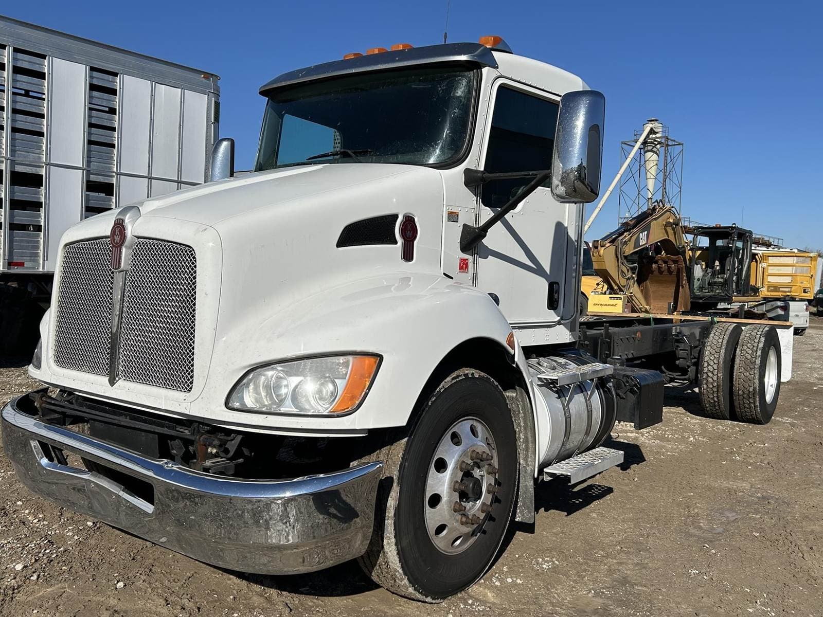 2019 Kenworth T370 Cab & Chassis Truck - Paccar, 325HP, Automatic For ...