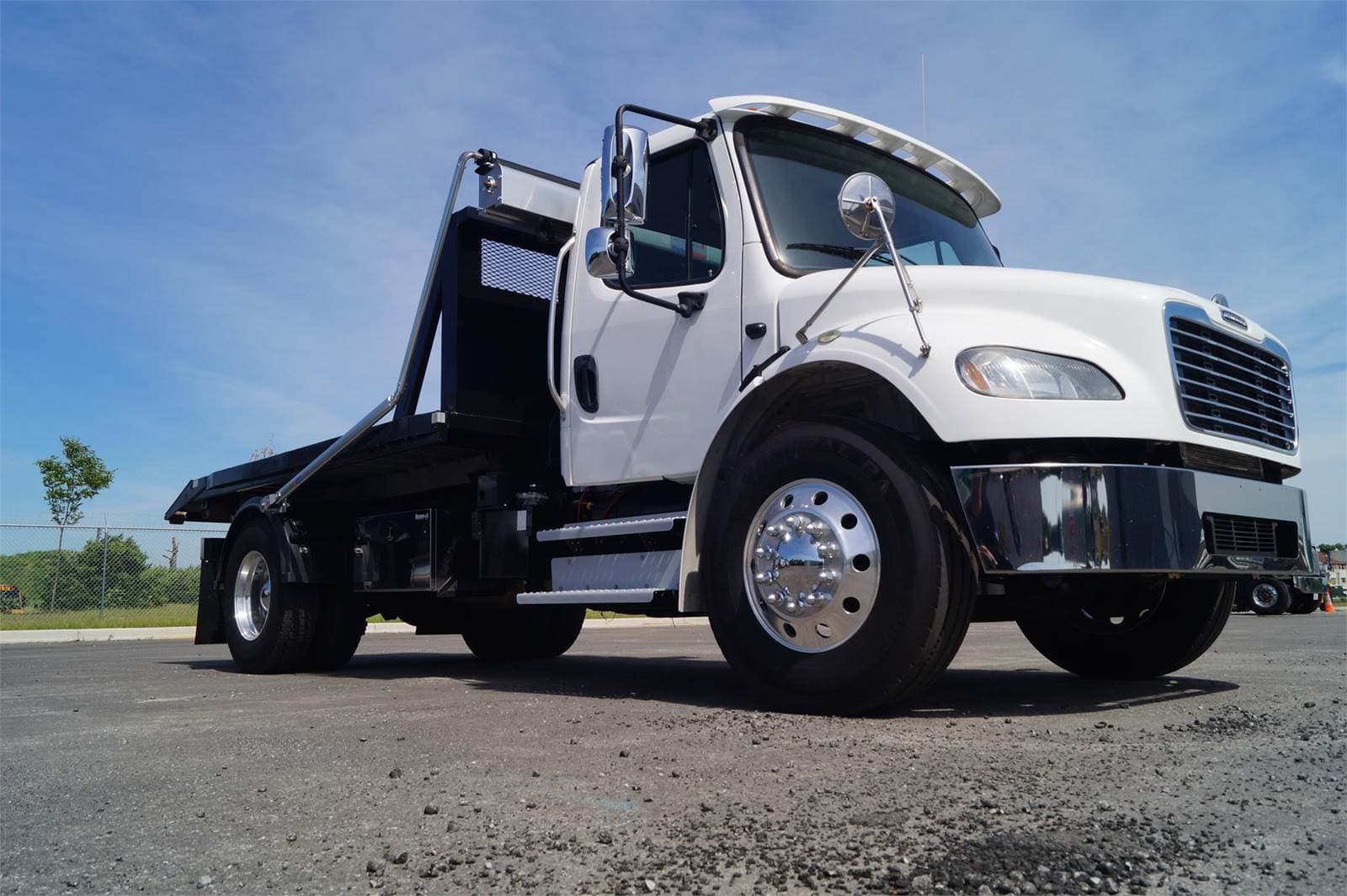 2016 Freightliner M2 106 Single Axle Hooklift Truck - Cummins, 260HP, 6 ...