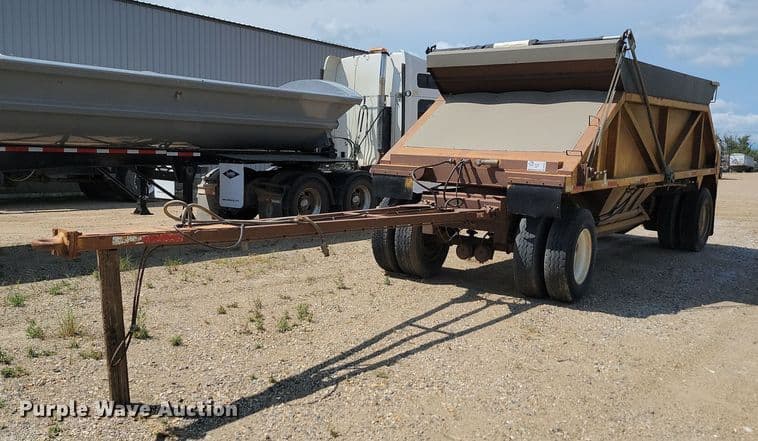 1989 Clement bottom dump trailer in Stratford, SD | Item DQ7481 sold ...