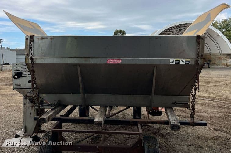 Henderson FSP SS 8 Spreader in Bloomfield, IA | Item MG9518 for sale ...