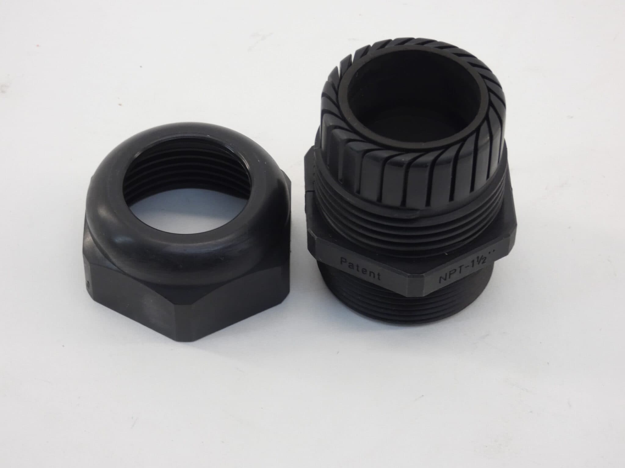 *Lot of 3* Sealcon CD36NA-BK Standard Strain Relief Fittings Nylon, 1 1 ...