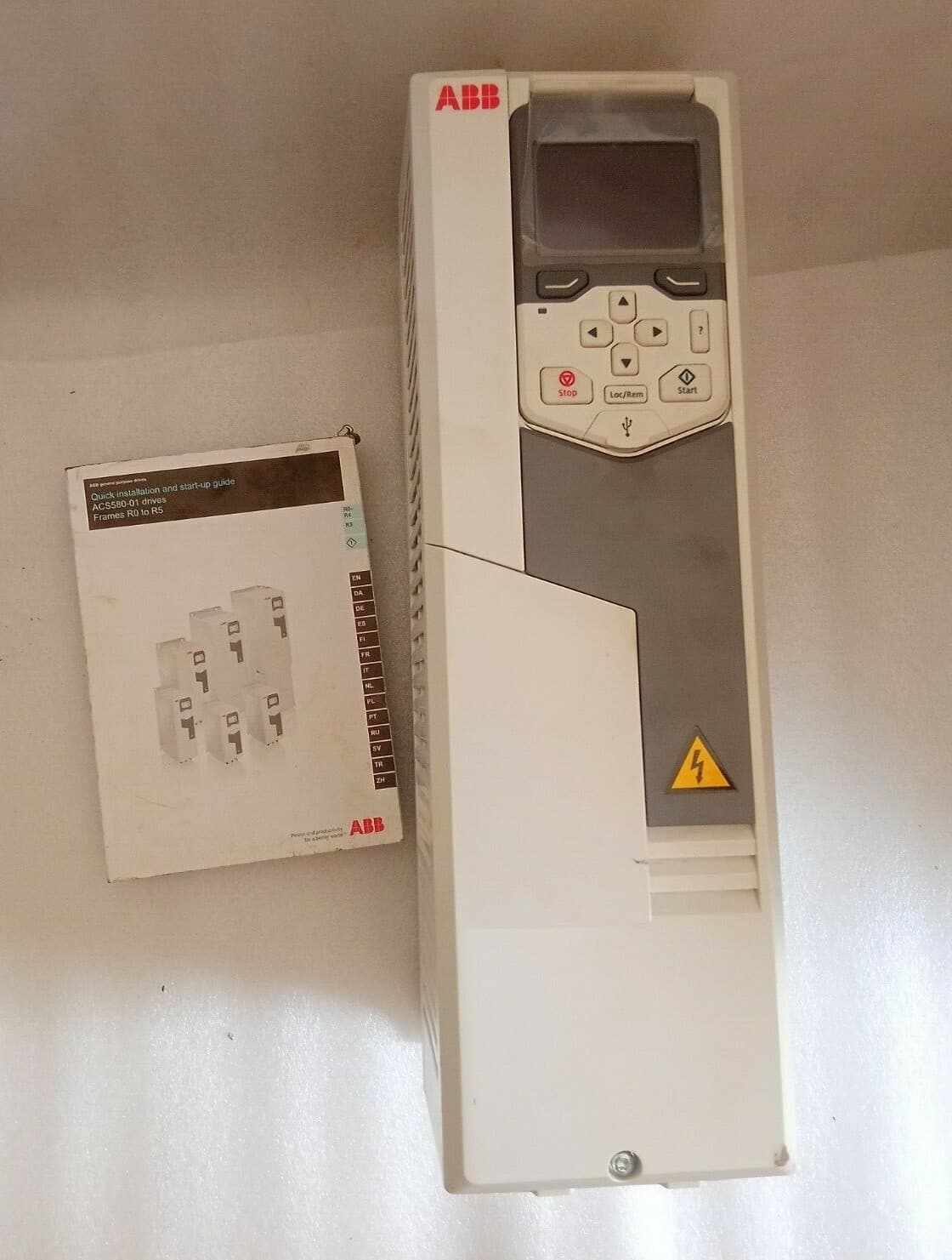 ABB ACS580-01-017A-4 7.5 kW/10 hp ENCLOSED VARIABLE FREQUENCY DRIVE ...