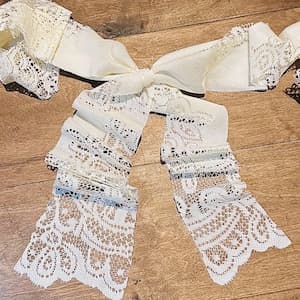 Vintage Lace Bow Garland, Vintage Lace Garland, Giant Bow Garland ...