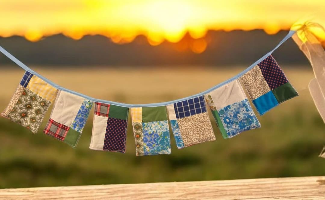 Vintage Quilt Banner | Handmade Patchwork Garland - Etsy
