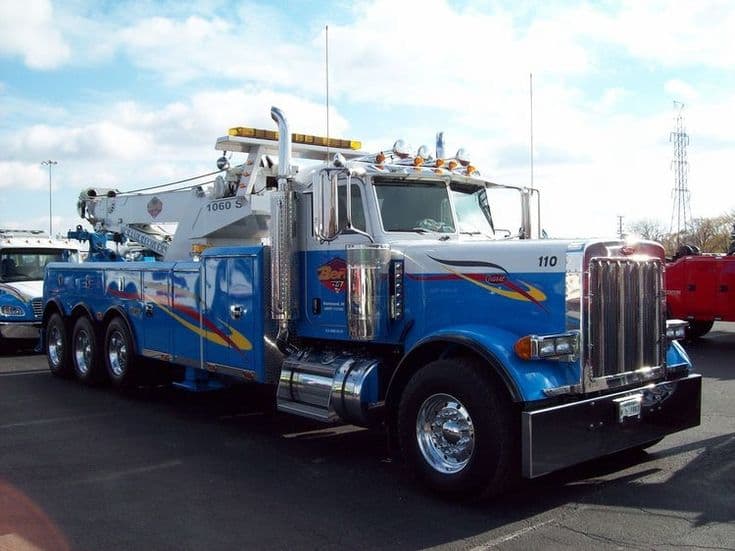 Bert’s Towing, Hammond IN - Peterbilt 379 w/ Century 1060S rotator ...