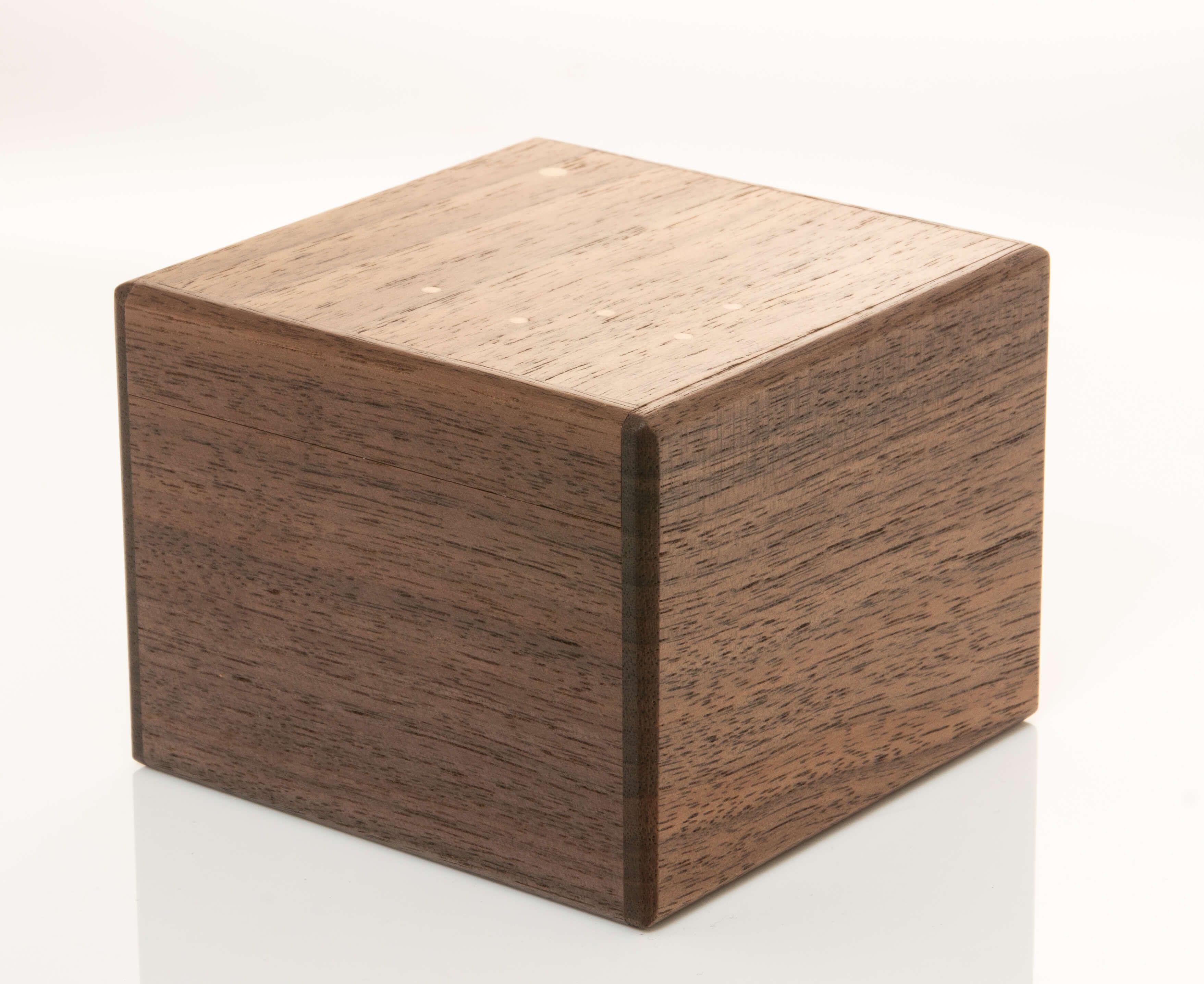 Cassiopeia Puzzle Box | Puzzle box, Wooden cube, Cardboard gift boxes