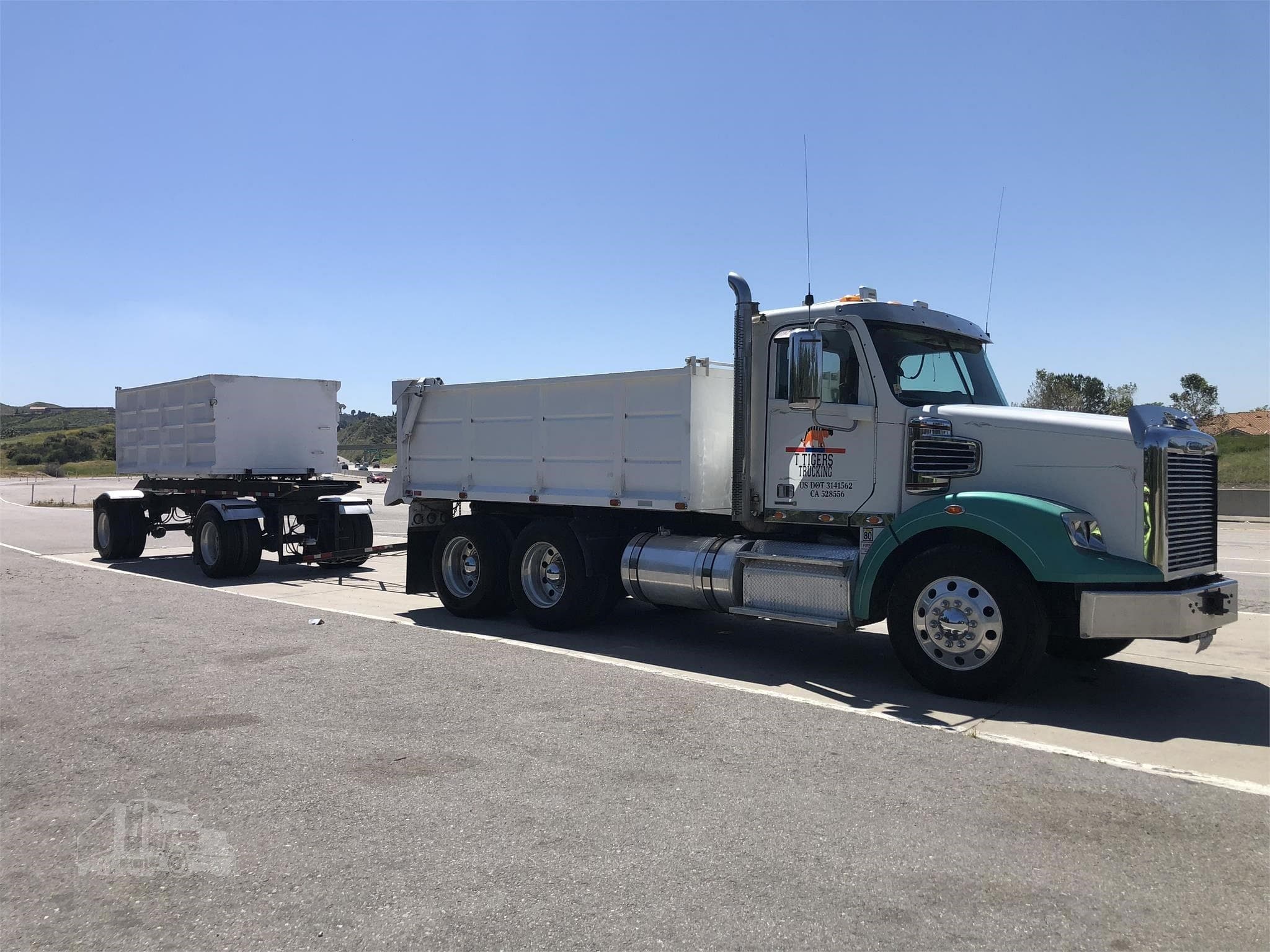 2011 Freightliner 122SD Dump - Transfer Truck For Sale