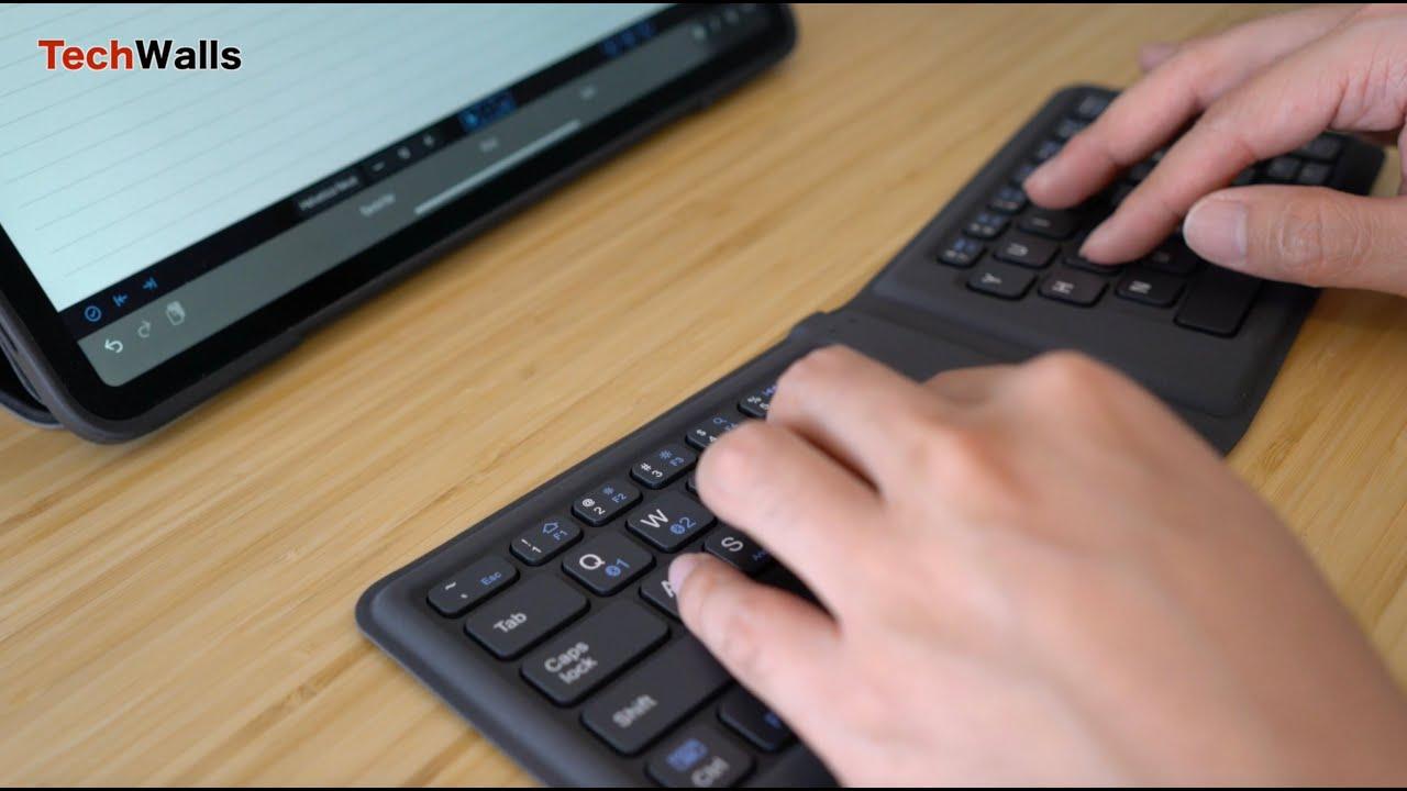 iClever BK06 Foldable Bluetooth Keyboard Unboxing & Testing - YouTube