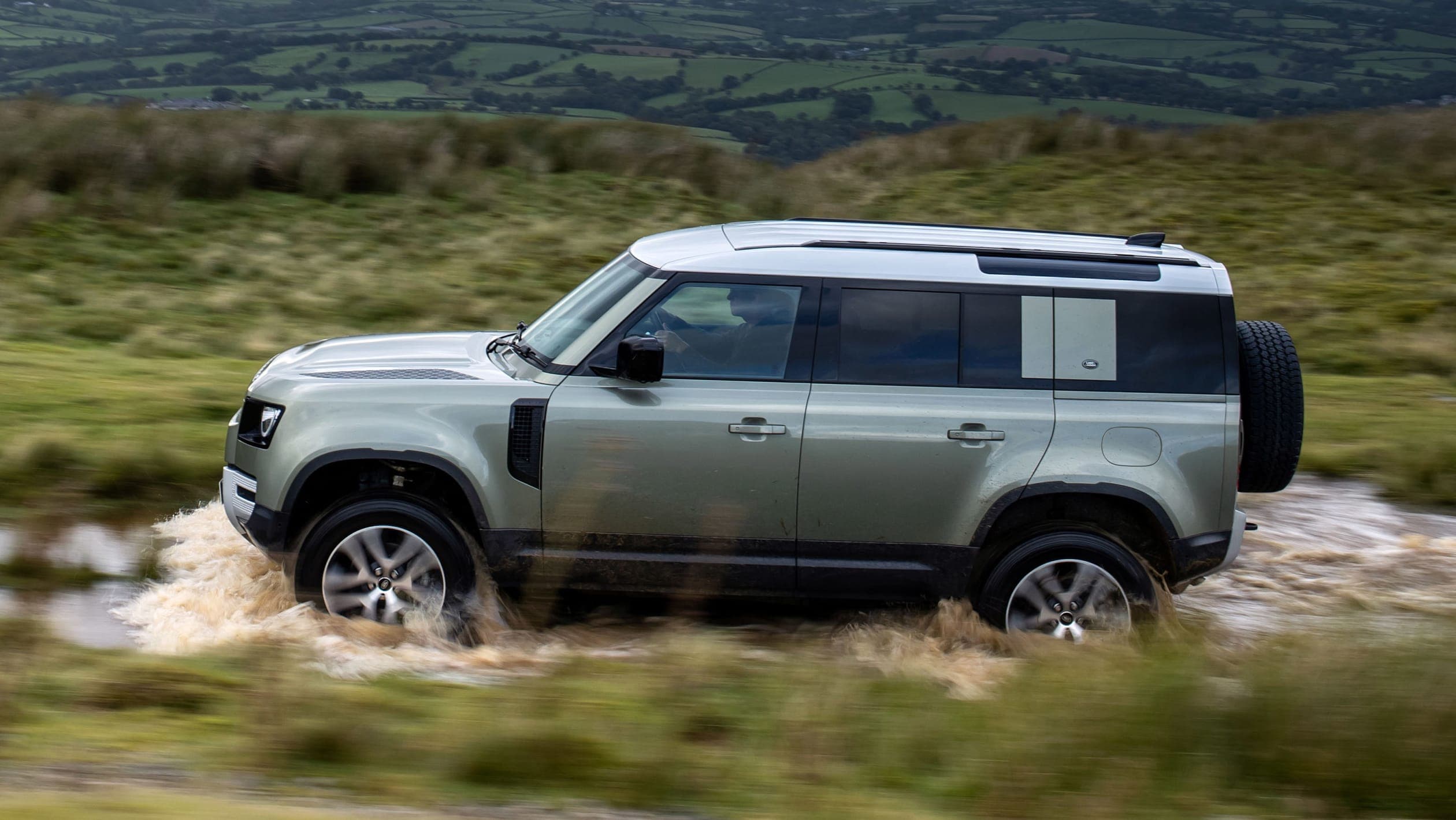 2021 Land Rover Defender P400e PHEV Hybrid Review - Automotive Daily
