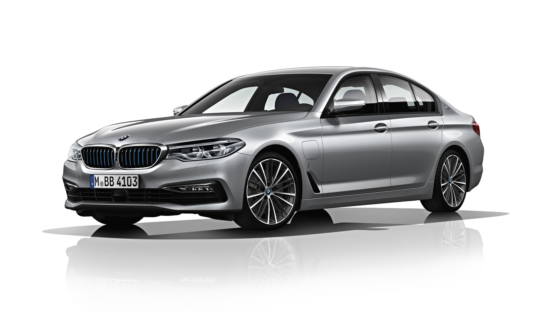 BMW 530e next-generation plug-in hybrid sedan: photos, details