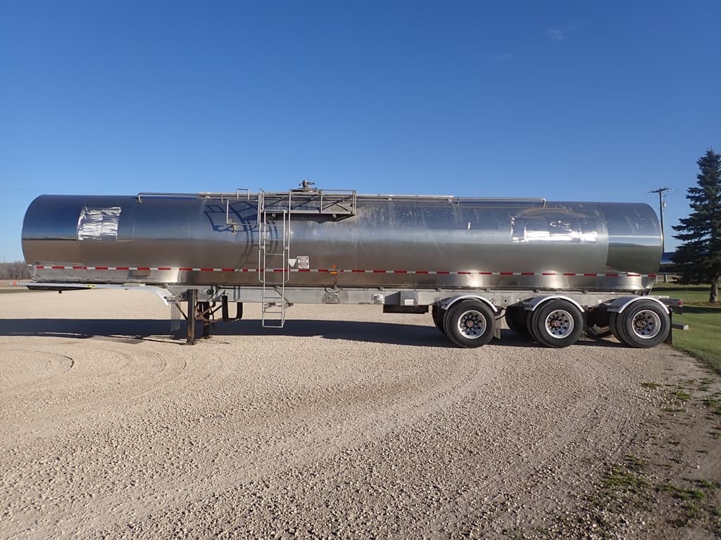 2001 Tremcar Tridem Stainless Food Grade Tanker Trailer (#099) - Little ...