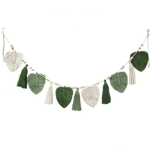 Guirlande de feuilles en macramé Mkono
