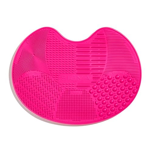 Sigma Spa® Travel Brush Cleaning Mat | Sigma Beauty