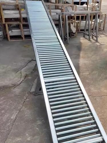 Omni Metalcraft Light Duty Gravity Conveyor