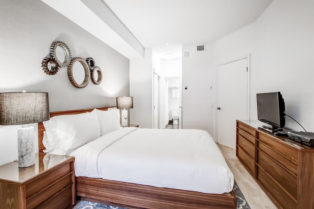 Minto Yorkville - Short Term Furnished Rentals (Monthly)