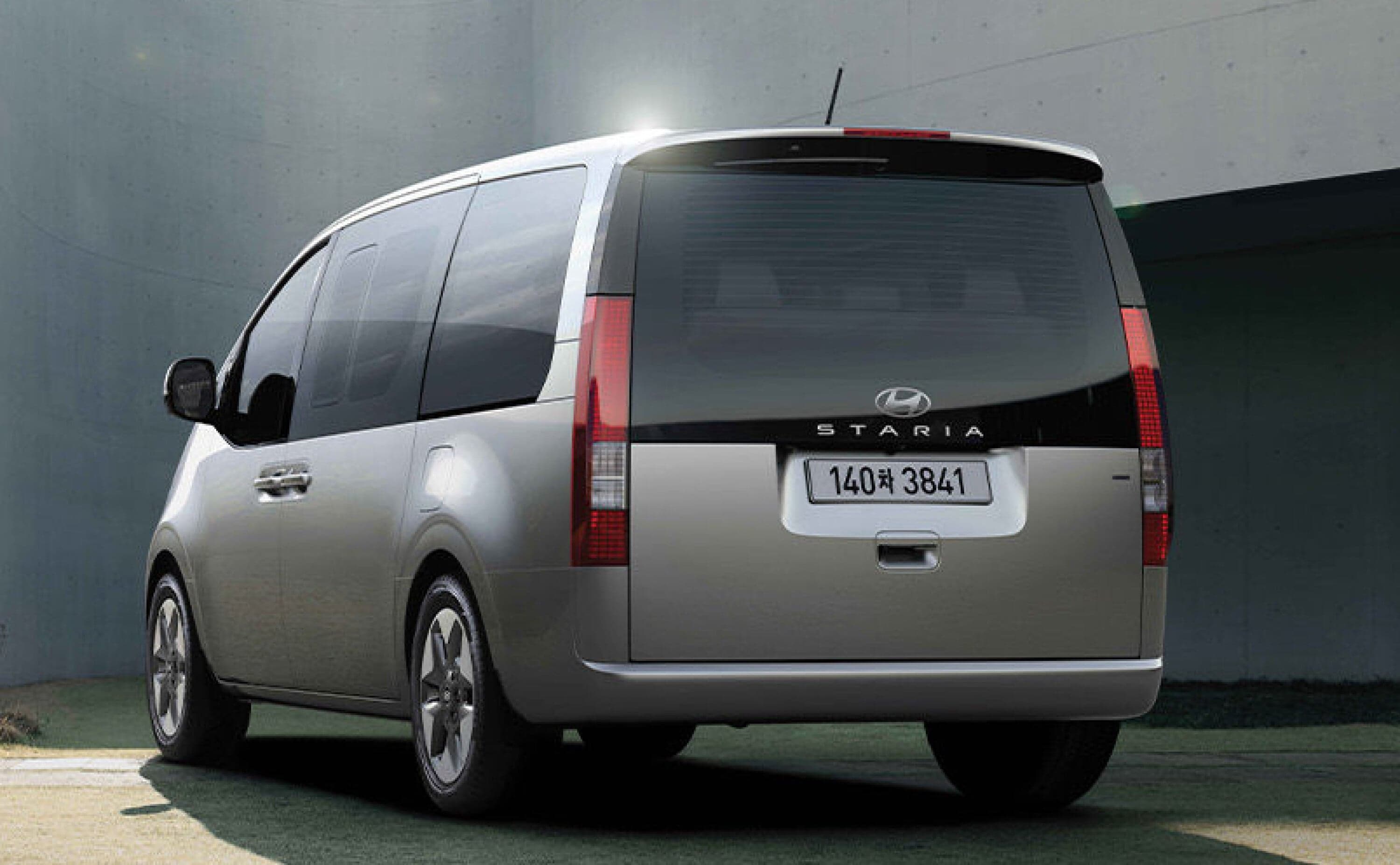 2024 Hyundai Staria Hybrid van revealed, Australia ‘very keen’