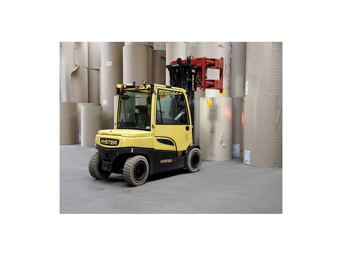Hyster J40-70XN Lithium-Ion Forklift