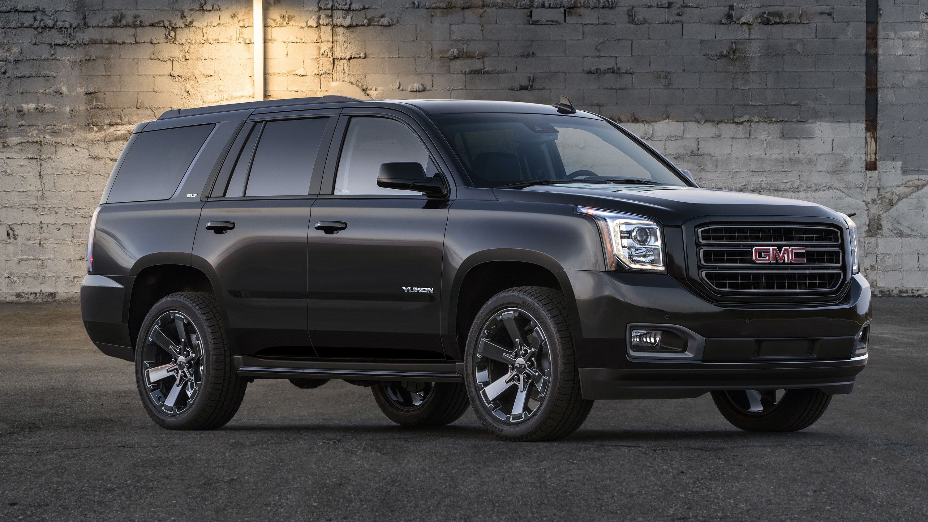 2018 GMC Yukon Graphite Performance Edition | Top Speed