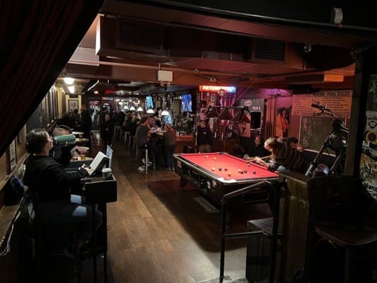 THE HORSESHOE TAVERN - Updated March 2026 - 121 Photos & 126 Reviews ...