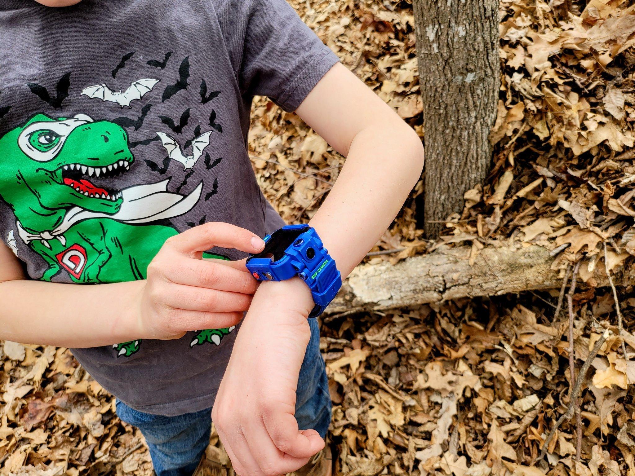 TickTalk 4 Kids Watch Review: A bulky kids smartwatch that can almost ...