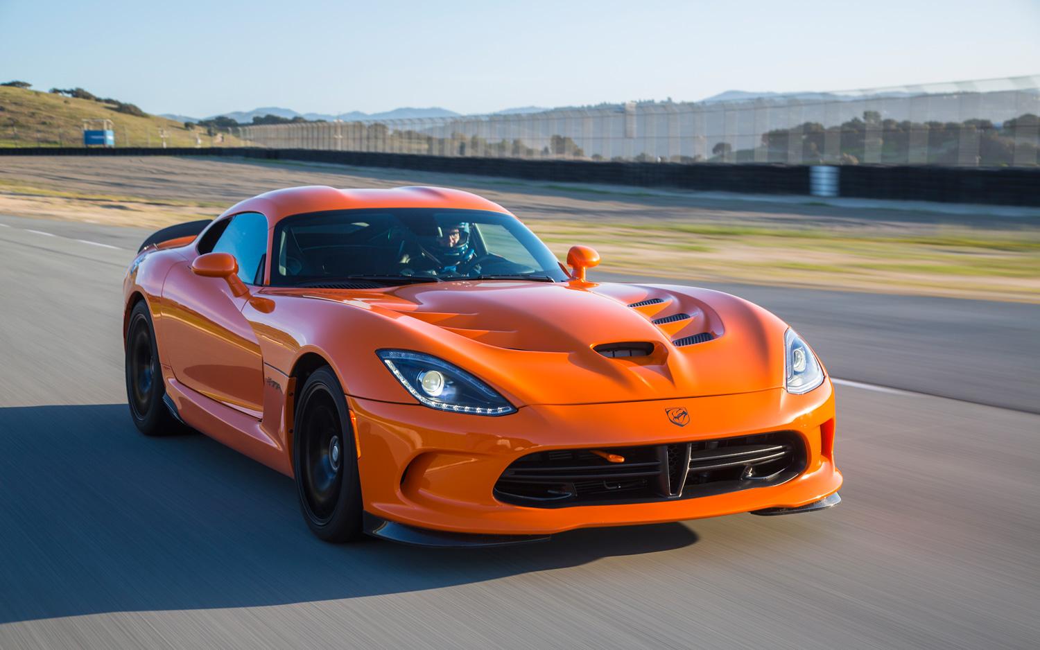 SRT Viper TA (Time Attack) Is Ralph Gilles’ Answer to the ZR1: Video ...