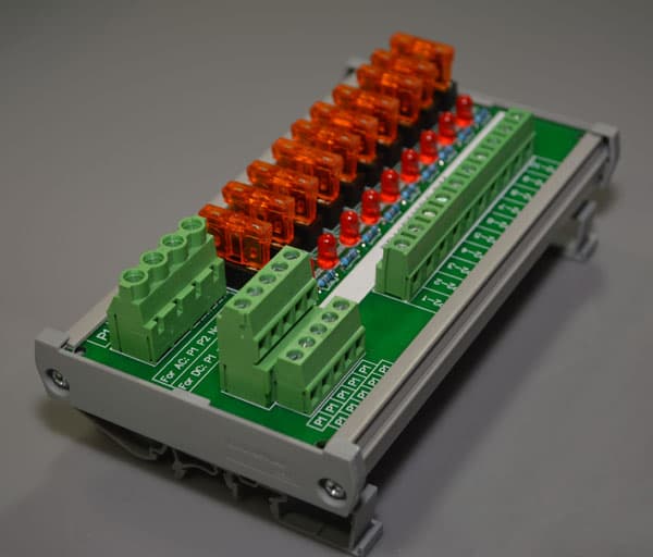 PD10F532DC - Fused Power Dist. Board, Panel or DIN Rail Mount