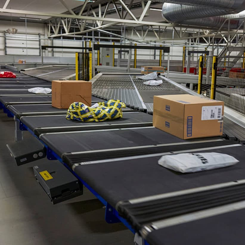 BG Cross-Belt Sorter for Logistics | Beumer Group