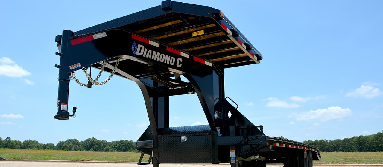 Fleetneck FMAX212 Gooseneck Trailer - Diamond C Trailers