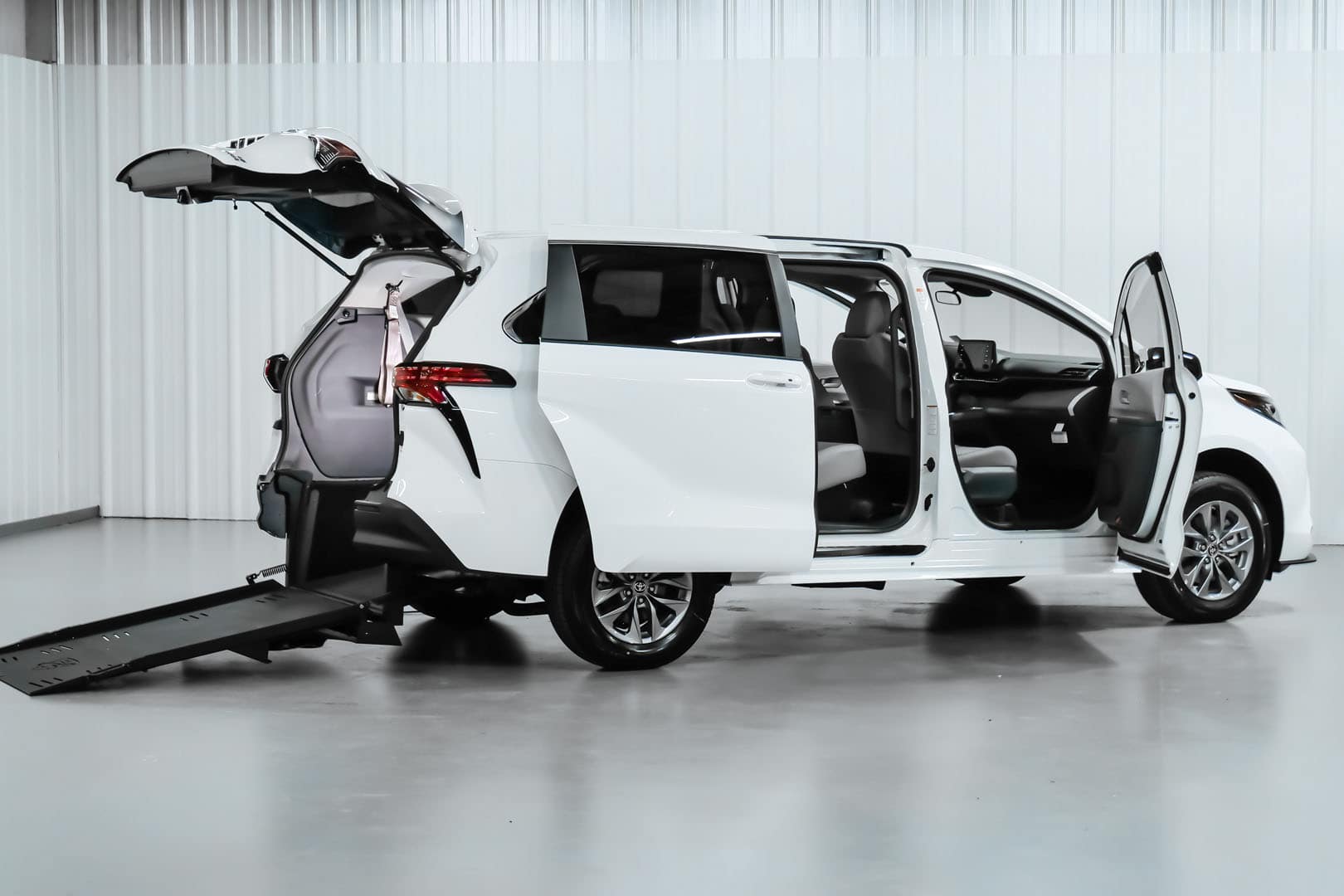 World’s First Wheelchair-Accessible Toyota Sienna Hybrid Conversion ...