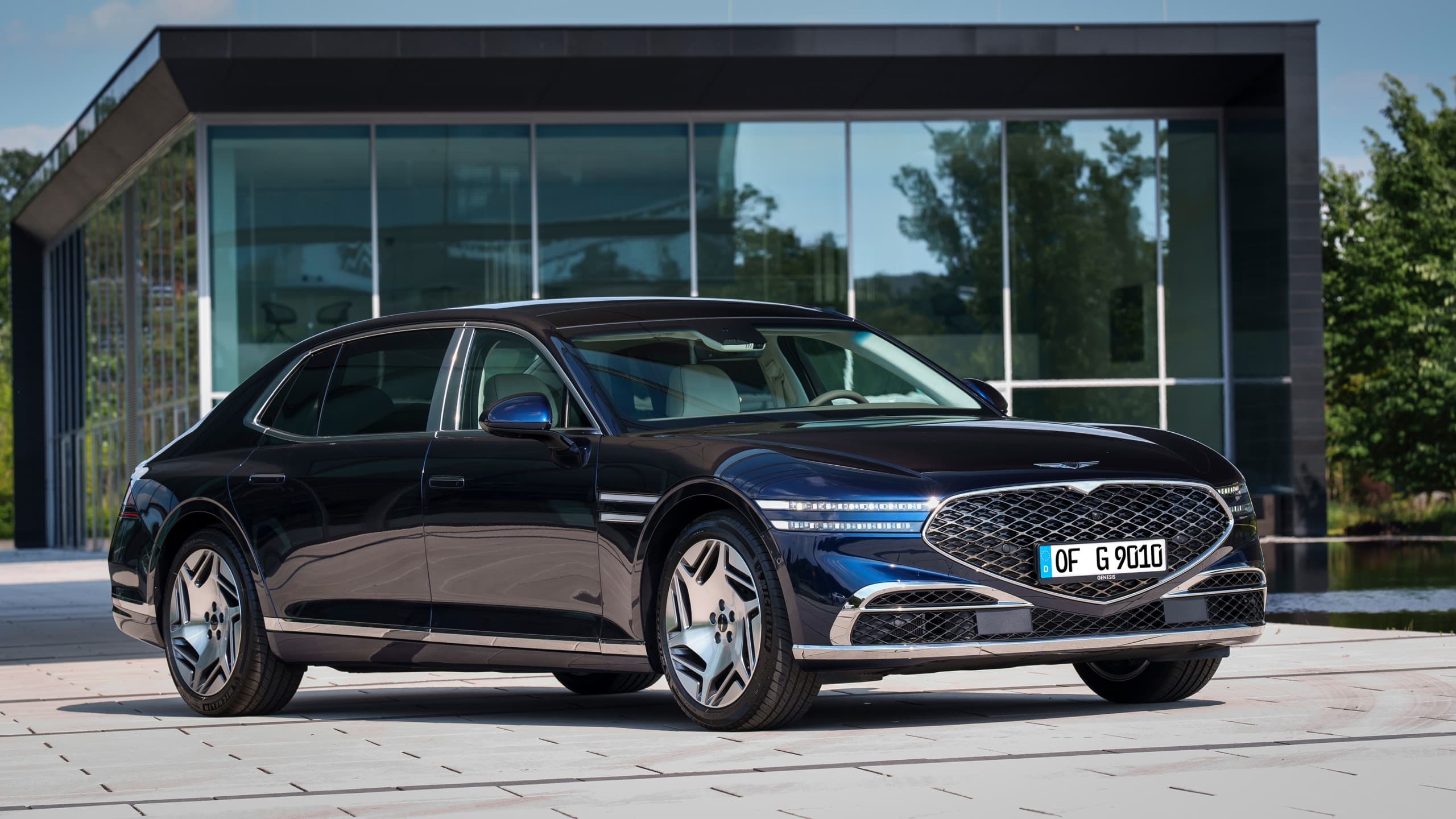 Genesis G90 Long Wheelbase 2023 4K Wallpaper - HD Car Wallpapers #25027