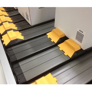 Dematic: FlexSort SL2 Sliding Shoe Sorter - Material Handling 24/7