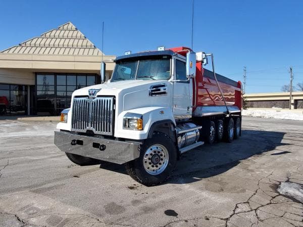 2020 WESTERN STAR 4700SF