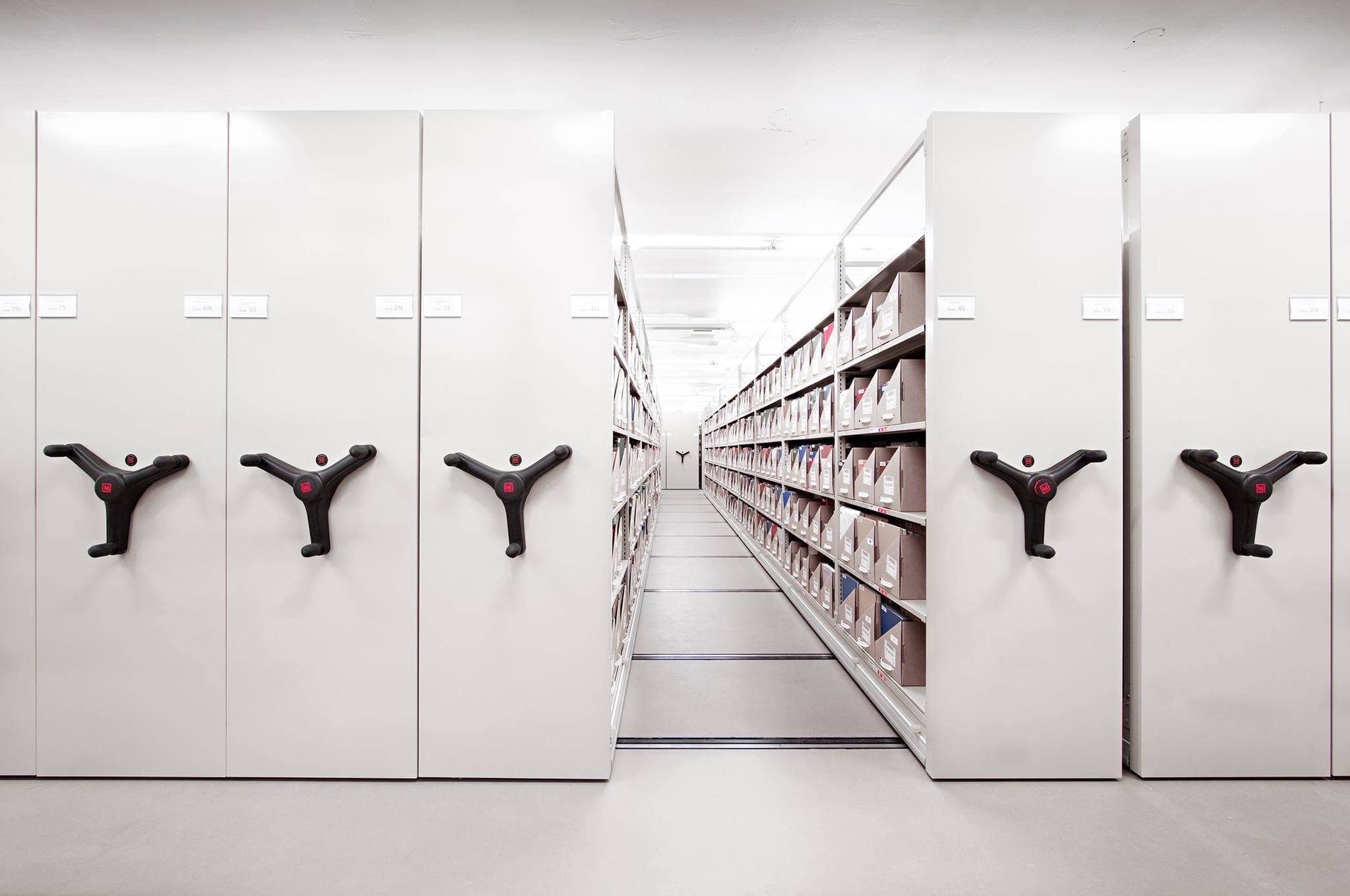 Mobile Storage Systems | Mobile Storage Solutions | Montel