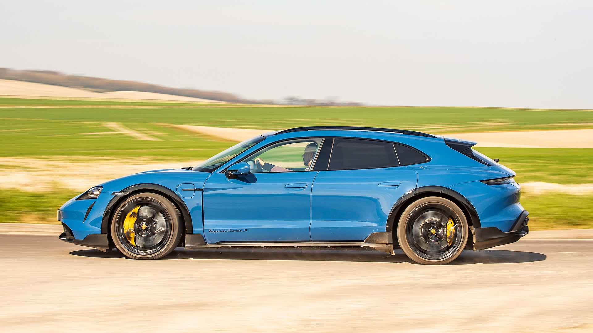 Porsche Taycan Turbo S Cross Turismo 2021 review