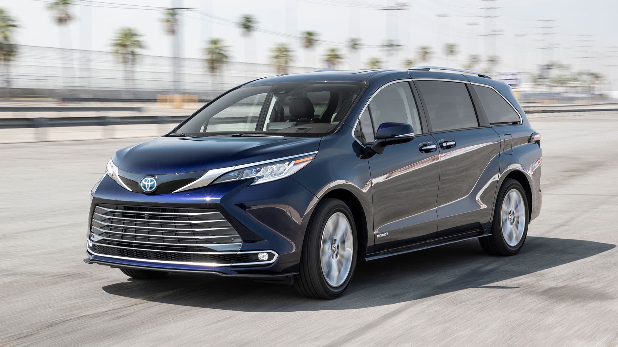 2022 Toyota Sienna Platinum Hybrid - Latest Toyota News