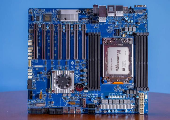 Gigabyte MC62-G40 AMD Ryzen Threadripper Pro Motherboard Review and more