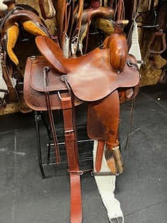 16" Circle Y - Ranch/Roping saddle