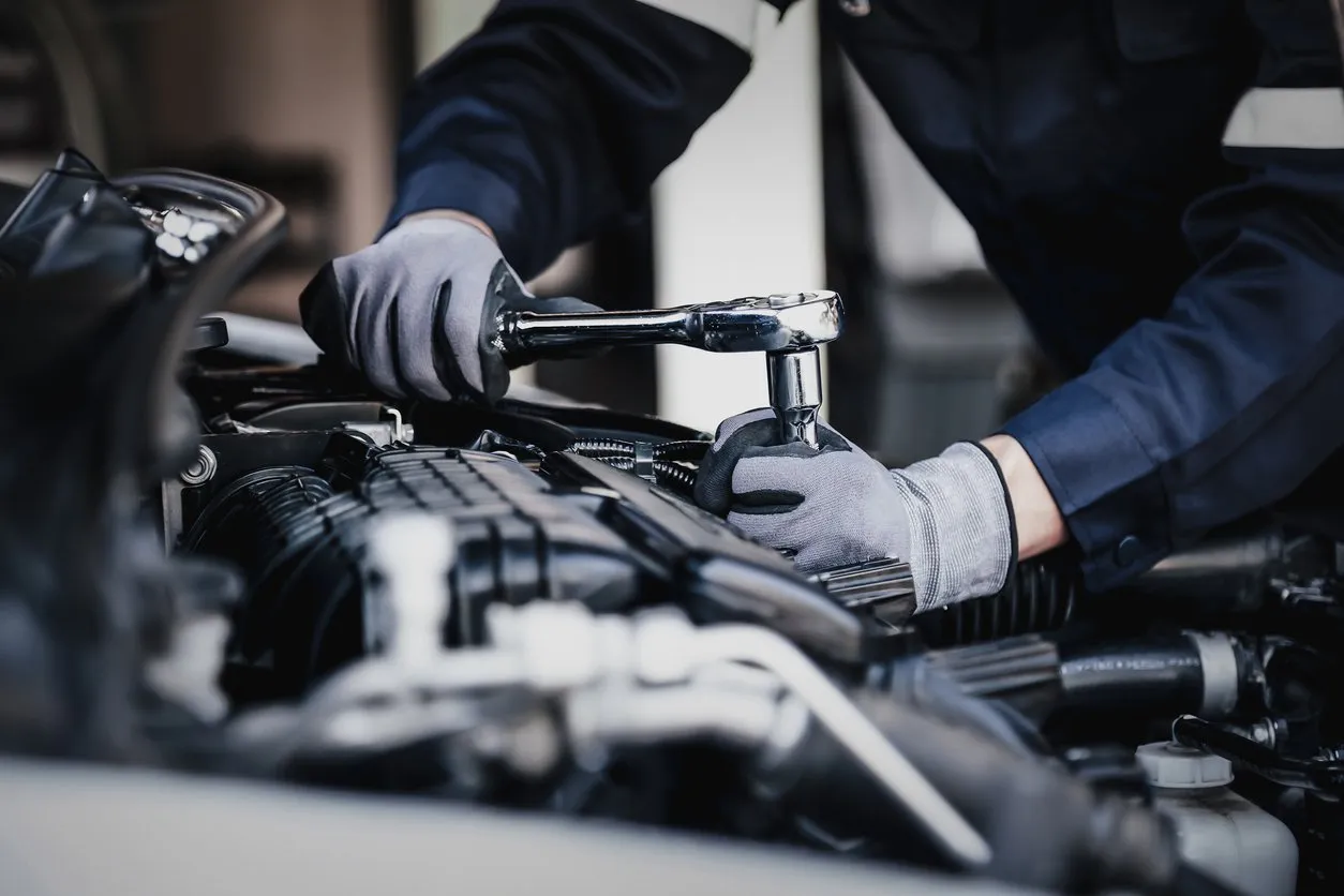 Engine Service | Speedy Auto Service