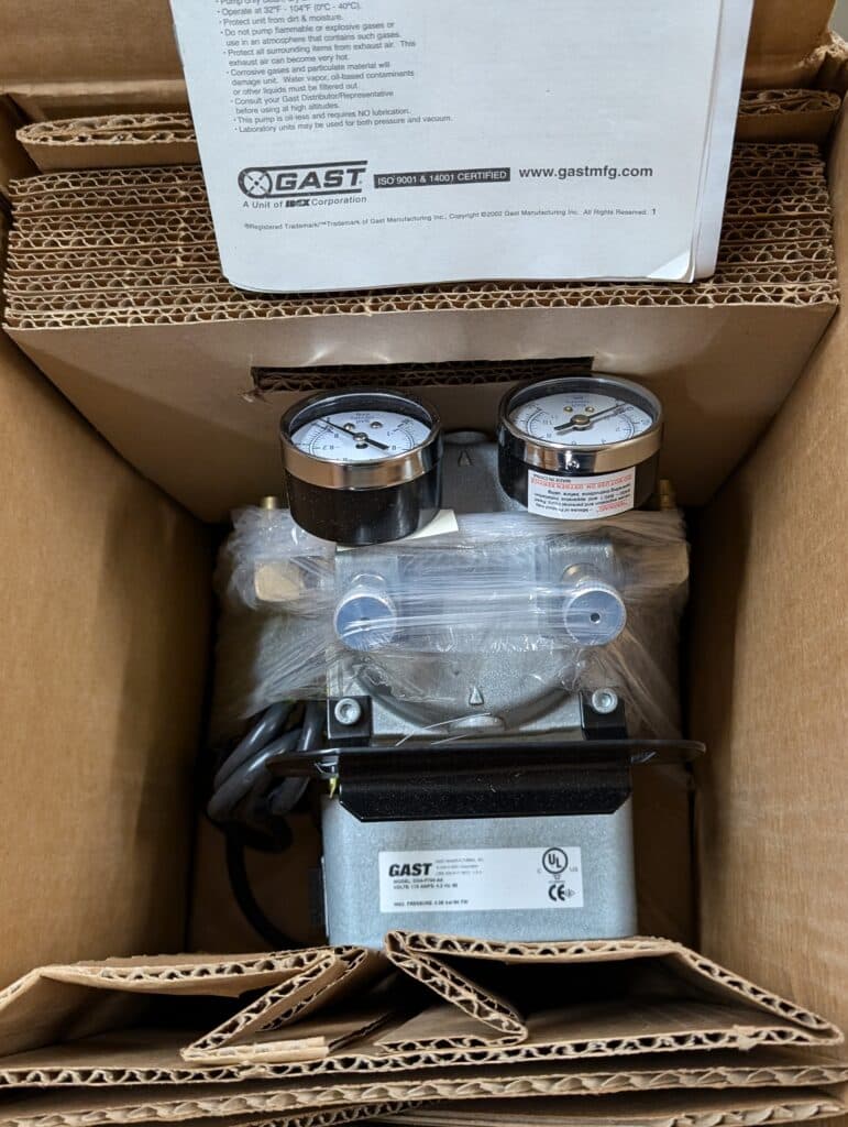 NEW - Gast Oil-Less Diaphragm-Type Pressure/Vacuum Pump DOA-P704-AA ...