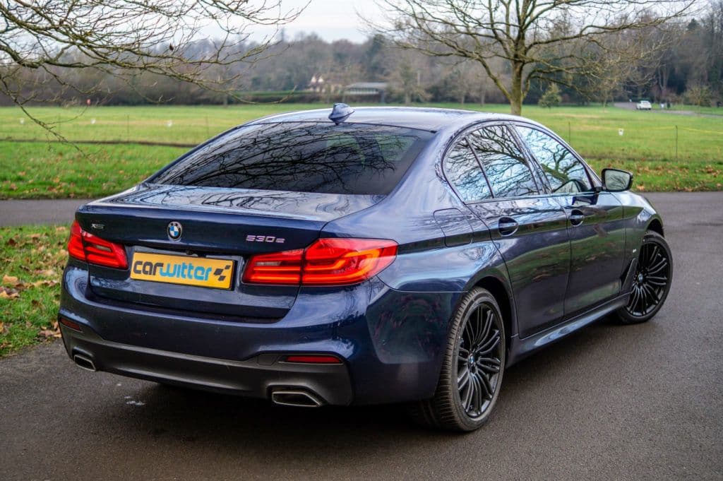 BMW 530e xDrive plug-in hybrid review - carwitter
