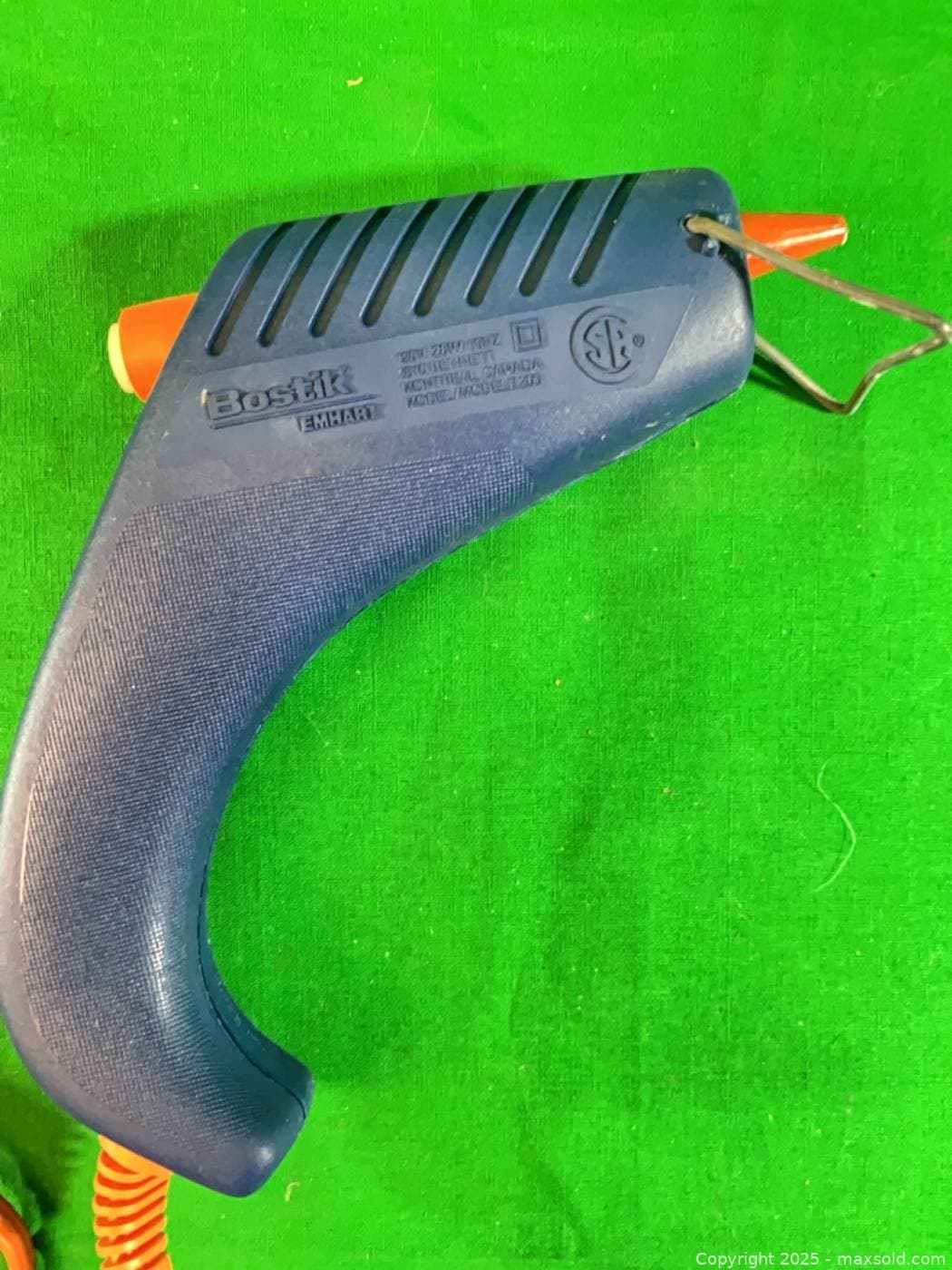Bostik Thermogrip corded hot glue gun | Maxsold