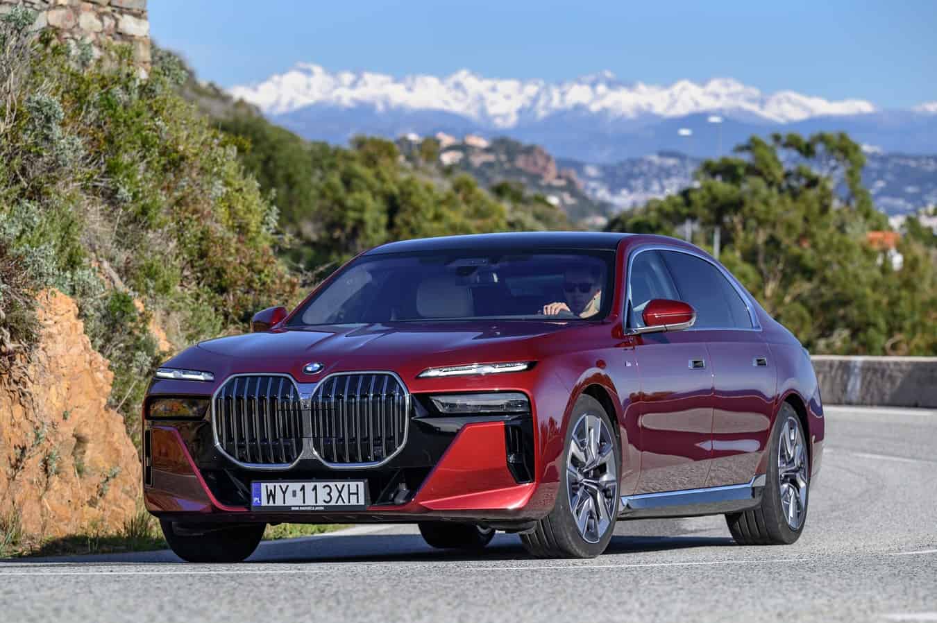 BMW 7 Series LCI Gasoline Models To Drop The "i": Report